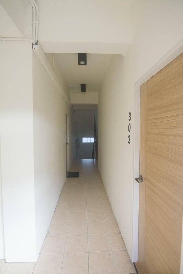 Grey Sheep Hostel Bangkok Exterior foto