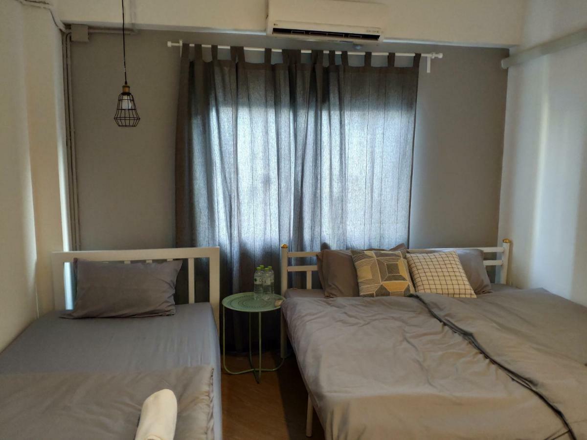 Grey Sheep Hostel Bangkok Exterior foto